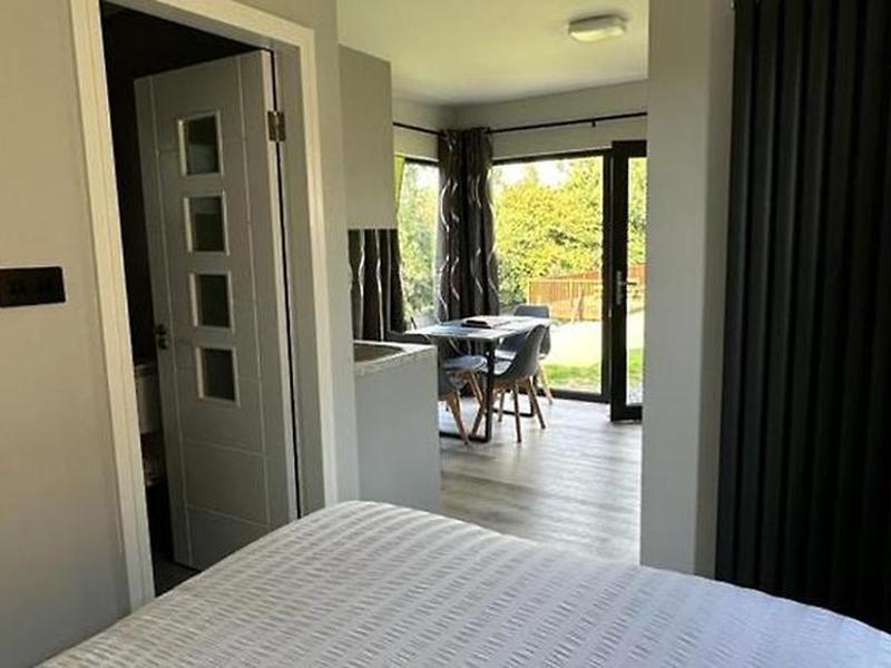 237C96236A5678005FDC9264C1948744