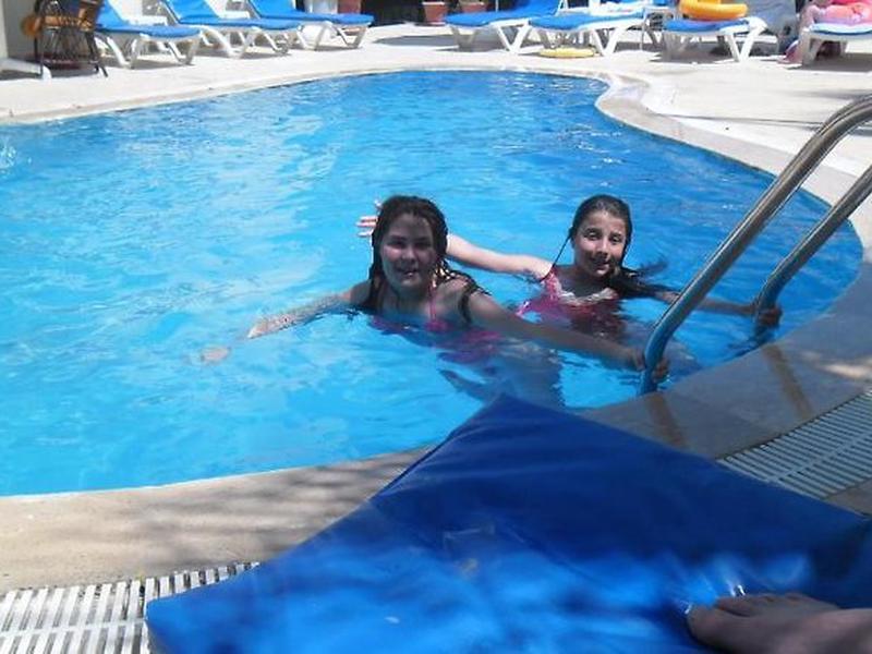 54A210BFA11A8A4CFEFF8AE5A7D396BE