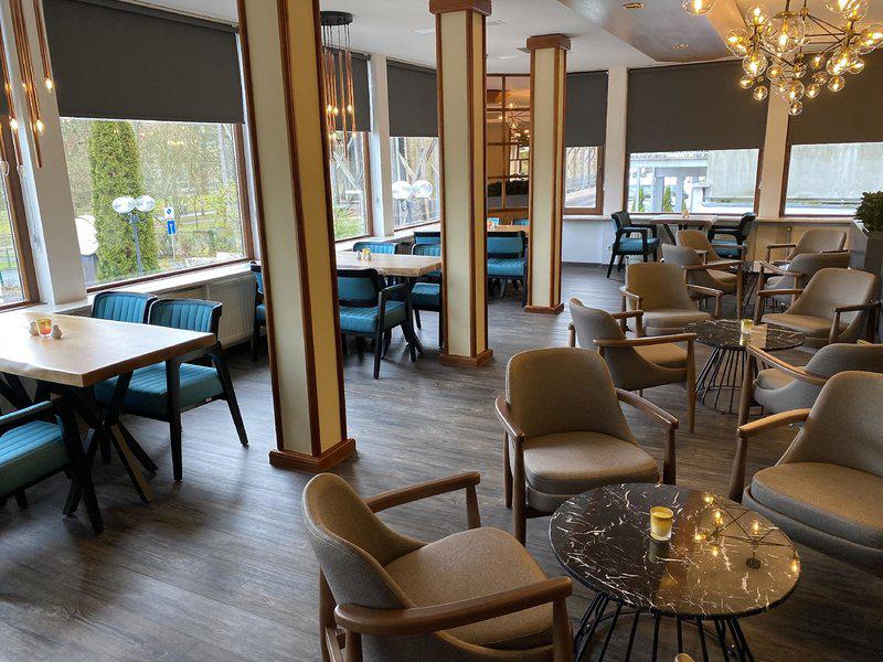 FE11E5CD9A9F36381E659F550516B8A3