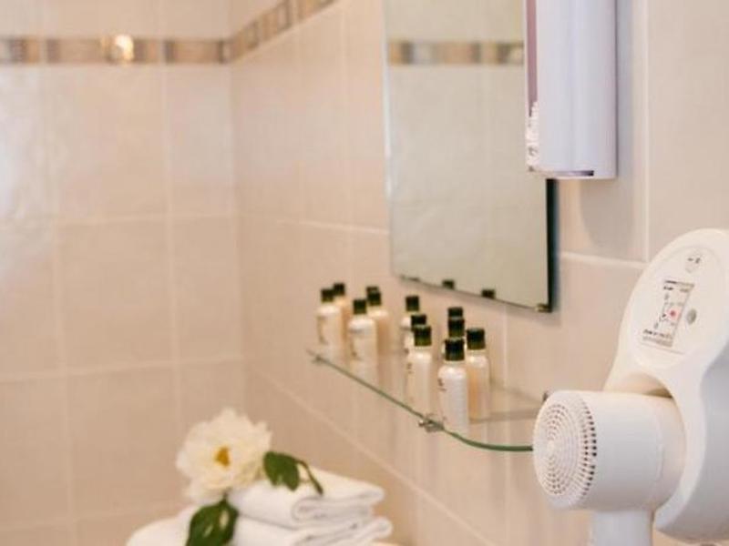 AD20EB3F51029C04F908B8E0266F17A4