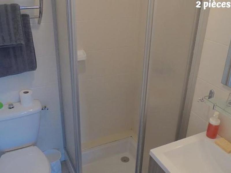 F66584E0A83F2890E9333AE4E0483979