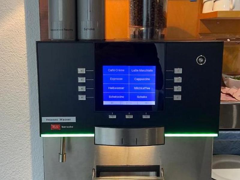 A78B03AB785B66C90E83DBC55199A863