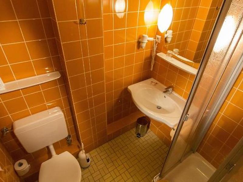 620E29E06D726BE239B1E415D6BE5531