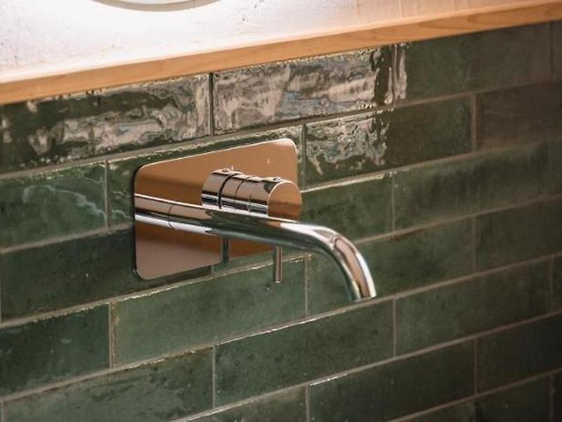 F49233C33B65C583BDA8FEAFDD015329