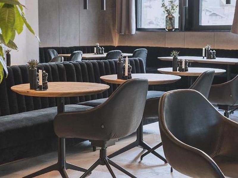 E7885D898287FDED8487DE1C958B4B96