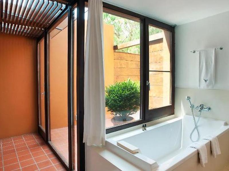 DD83C2842DB71463DC15A5A901757B3C