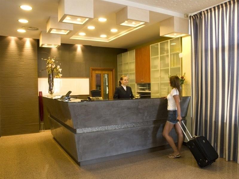 ED97E639038EB227F3BF684E20D36C46