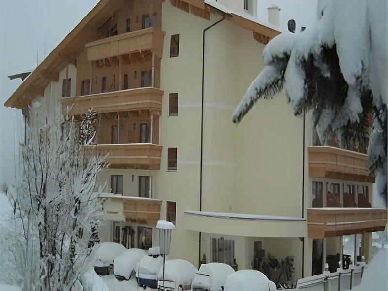 11D6C952AF09F607FF10107924BFFDC6