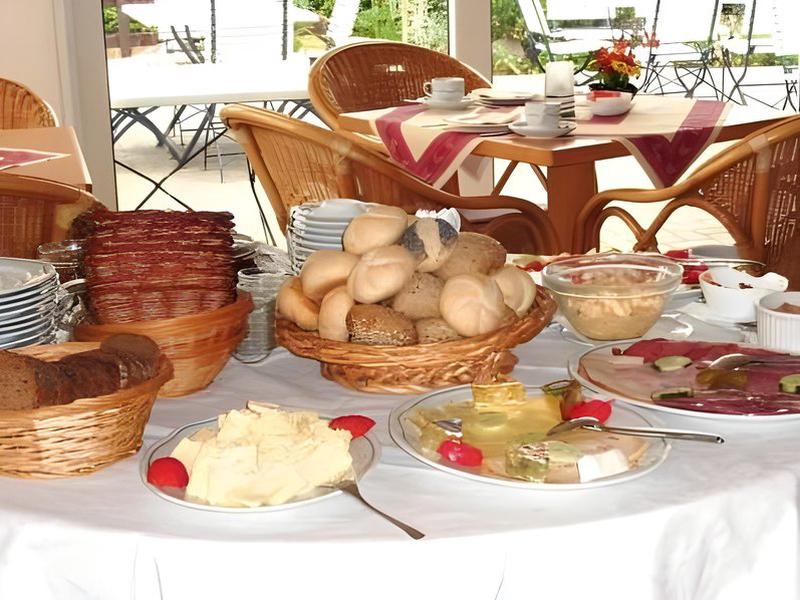 EBF9E50BDBD060B86B379E571ACAB68B