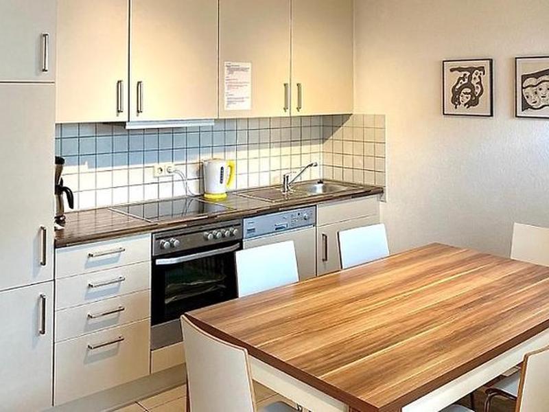 C4833B5E68A14AF7F049FE97101DC57B