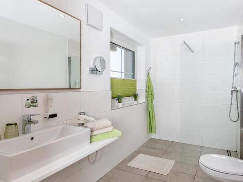 7116245045BEC829F6305195A7938BB2