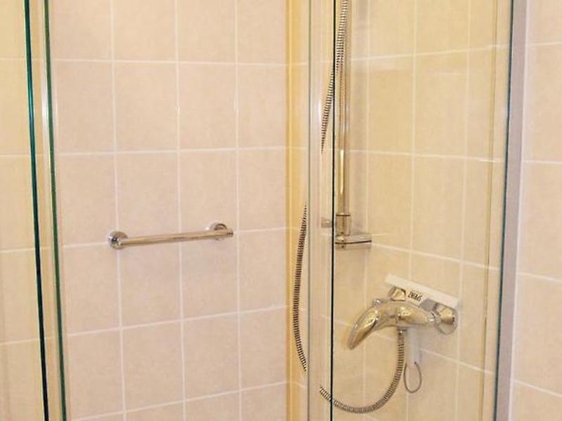 AD324A2AF566AE7AB57F74E03EFE1BAC