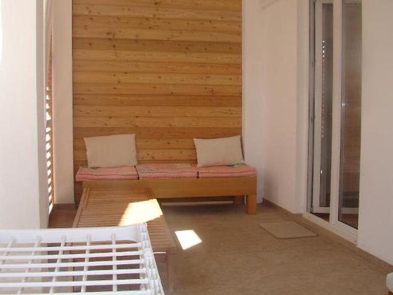 4DF6533100F2C96D175C689B13770266