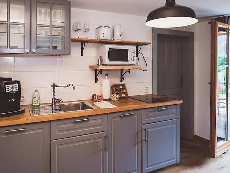 D761DA9D47942E954BDC150872E34573