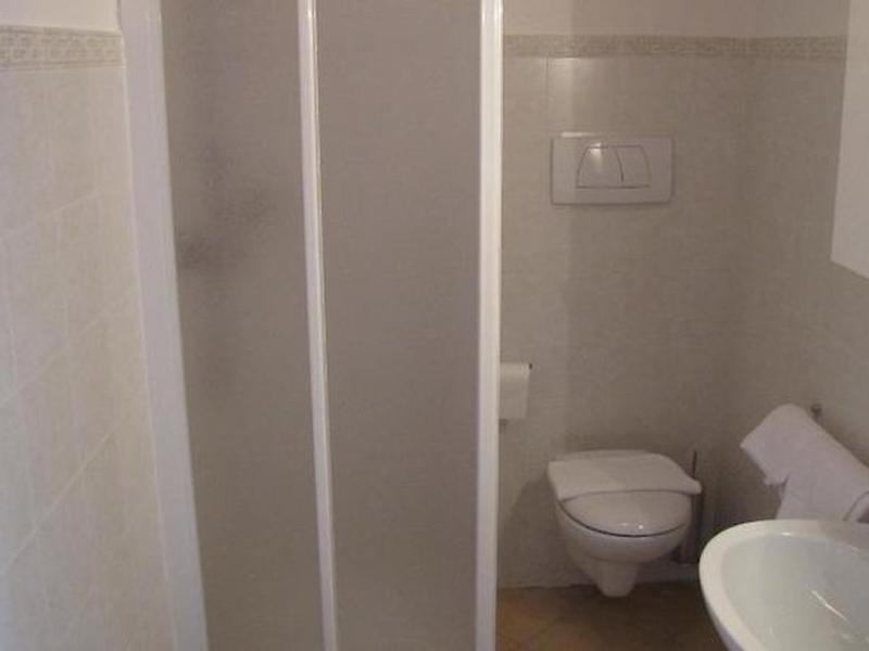 977F72CBD4F45A9AA5A9FB09171EB85E