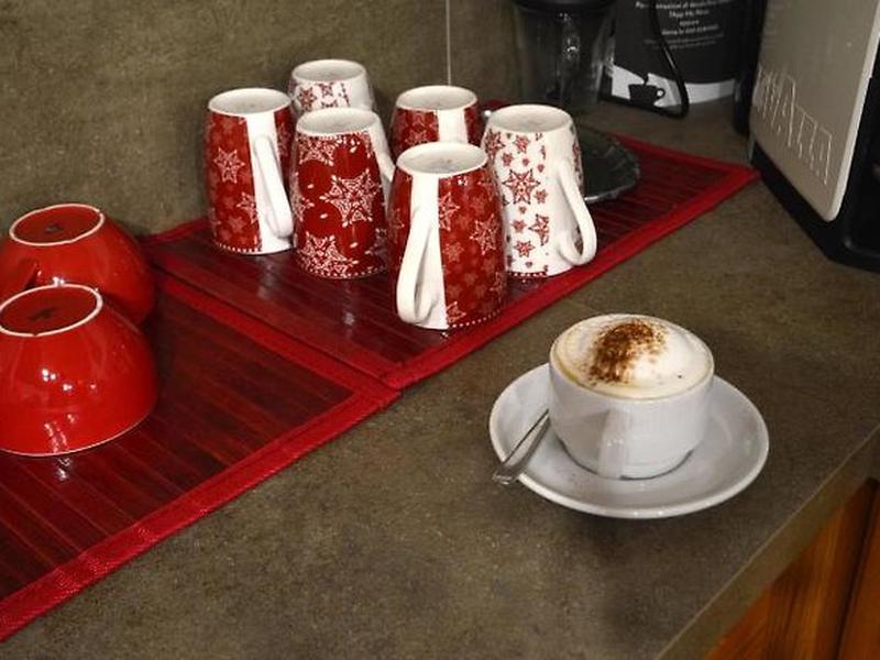 1E8E4257F440A4F7690951D949B88EE1