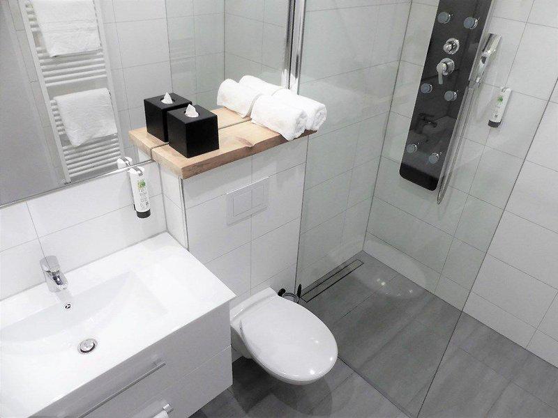 DA5DD1A905A846FB52DD09A1613F4BFB