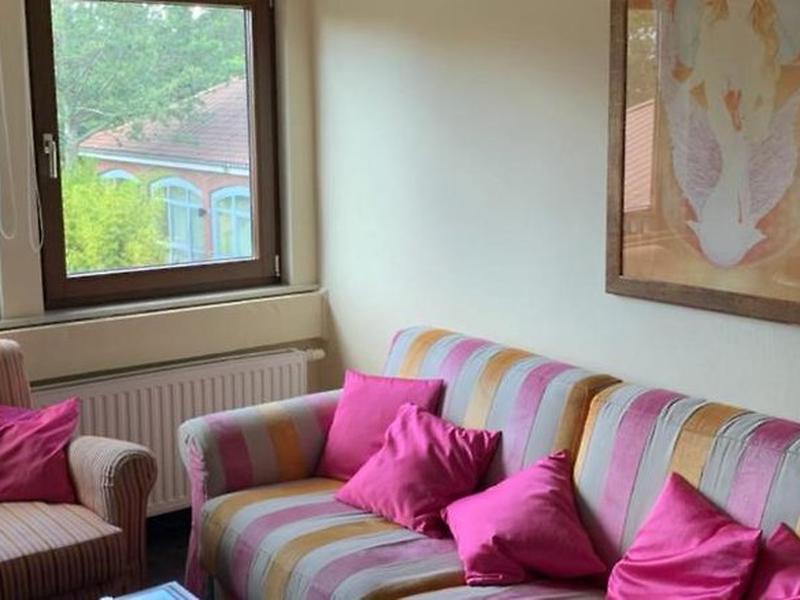 DDF48A24A137CB85D269D1DEBDCE7240