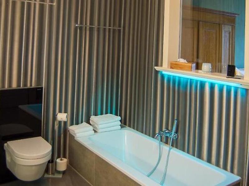 D25C9ED20E6C758B466EC2AE004567DC