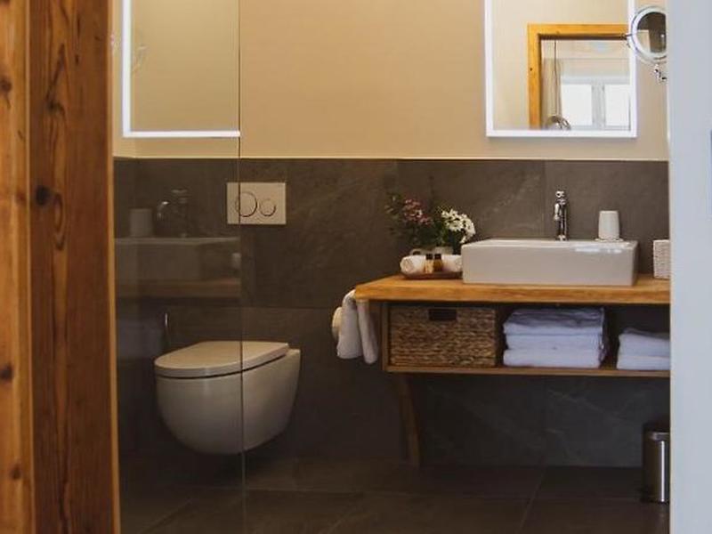 A2F4E7C4CB1EC9A57FAD0261EB3DEC47