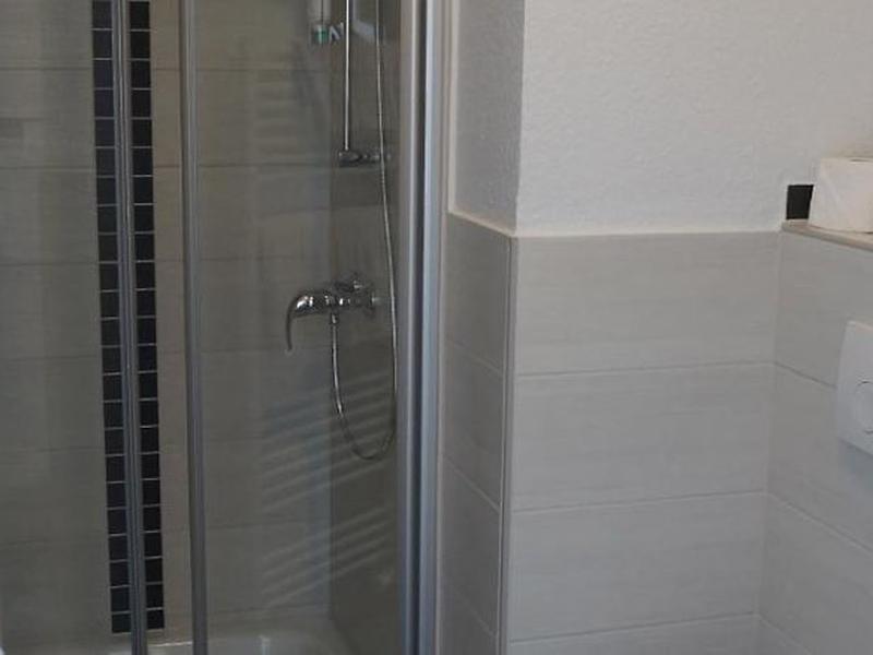 112D95EE24477032A83344308876B9BF