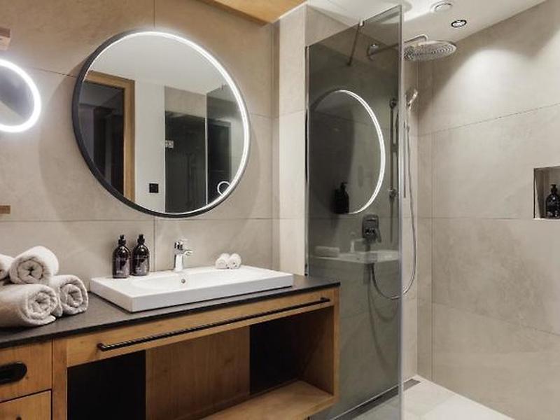 C887F65024D9D25562E4B202A7C13D29