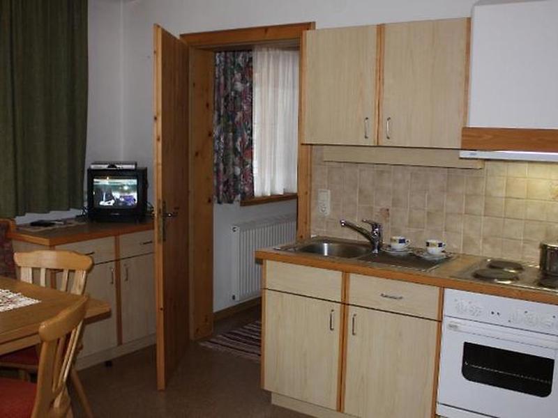 2D27282D8B6DF5DAD9AB3D9CB79C49F3