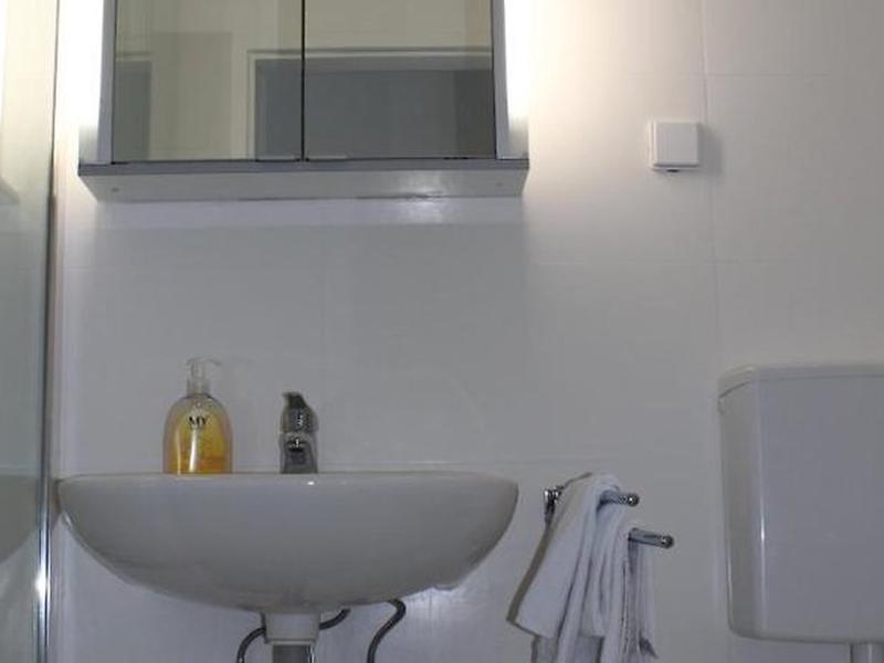 FDF0B14AC24BE040E796374FD65199F3