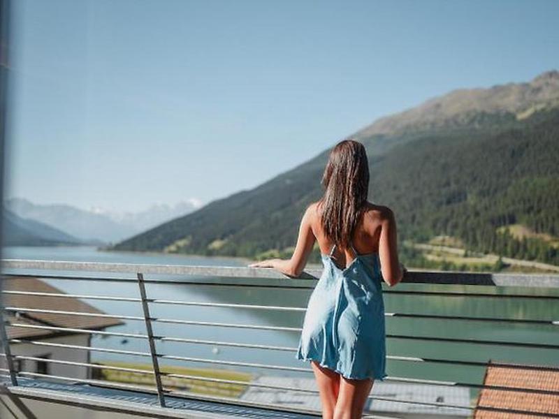 8D679E8ED0DCC994E943B8E11C7F6B4B