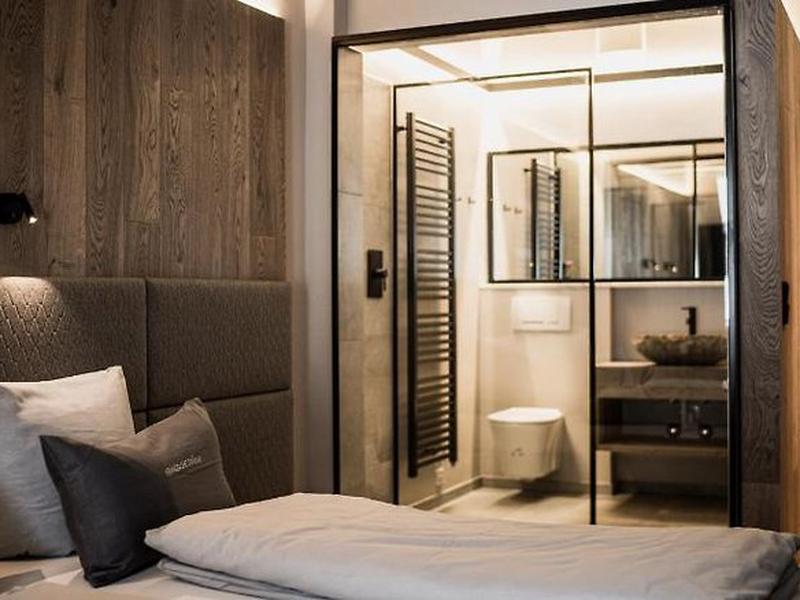 6A56ED8DA7A01B99F83F6AA7B7E6F43F