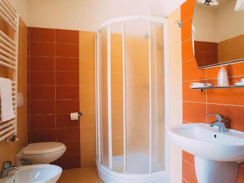 5F39B581411D1B2911F729F0EB973FD0