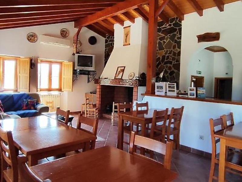 F9B158BC3EFDB44E9052790F6EAD27AF