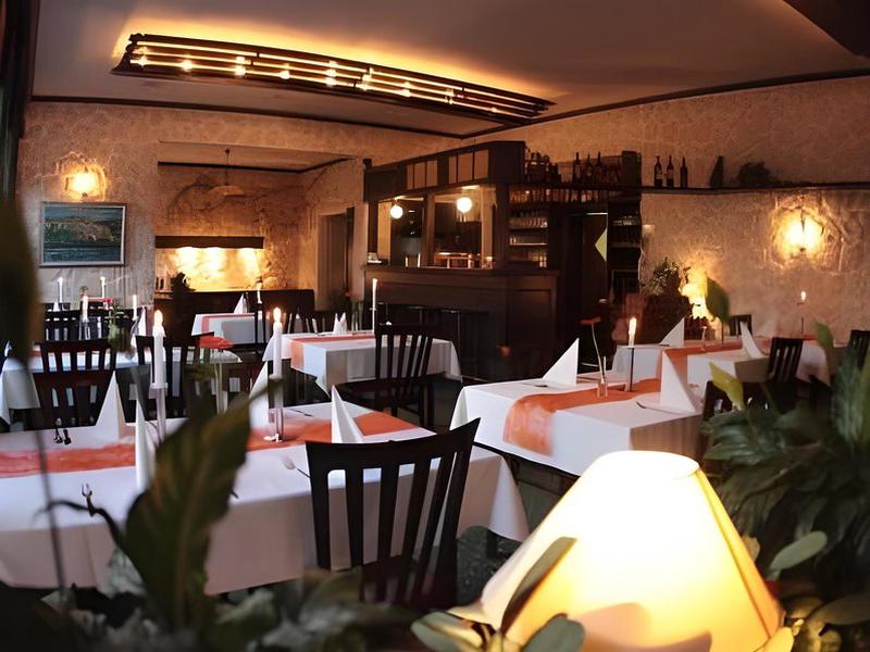 56FA803B4C2C845714E2DEA465C52CDC