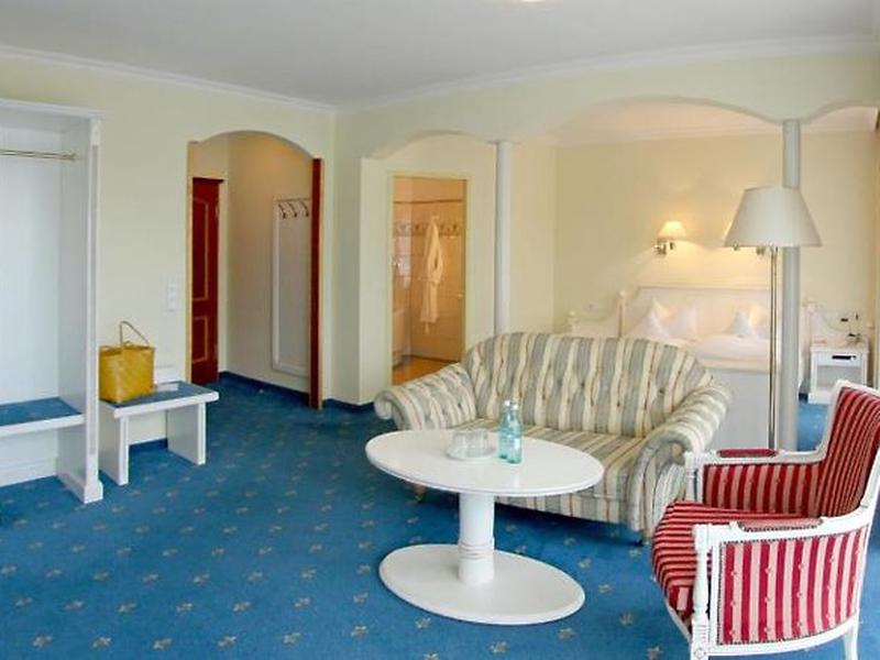 11ACCFBF8957E4A767D8BA523DB37EDC