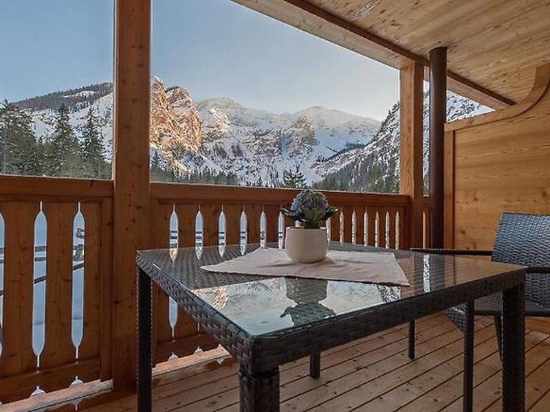 DA82F62B553D906FD7B5B664135DB50D