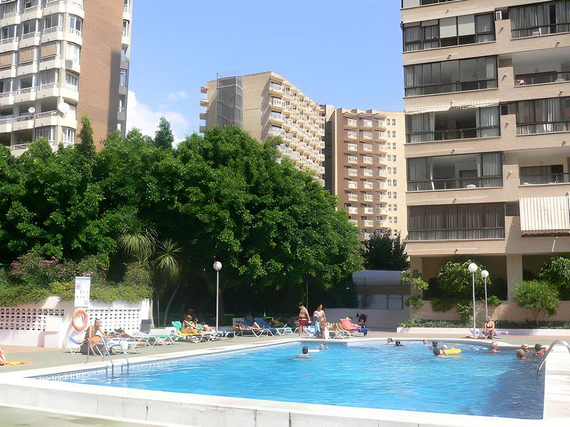 2774D1E975A9EA5321A321BEA3730C28