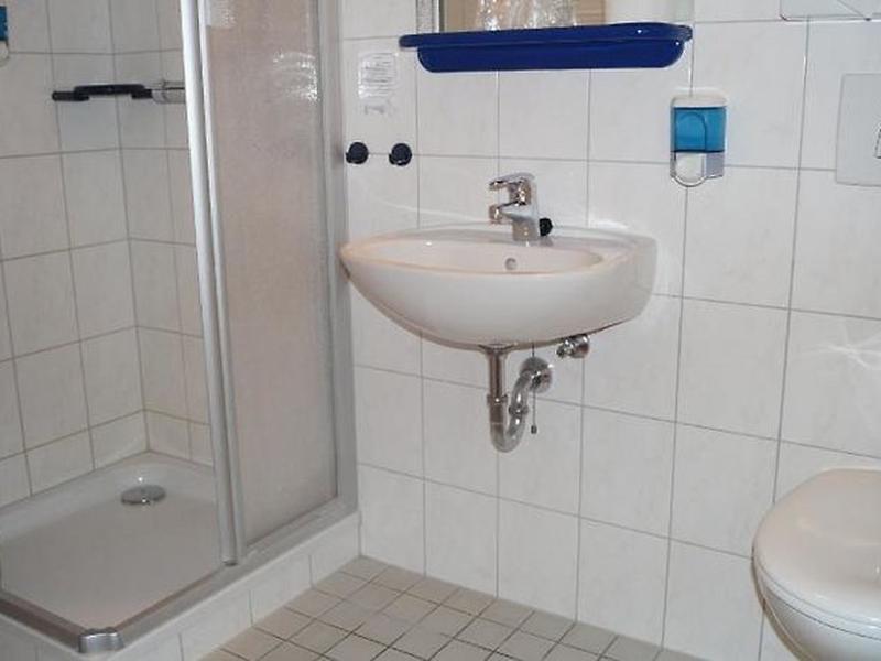 AD6866B1B2C9E4FCC0F5FFC52CB8C081