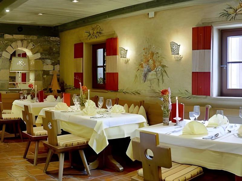 AF0633E8A3C9901AA7807F8F9AEC9016