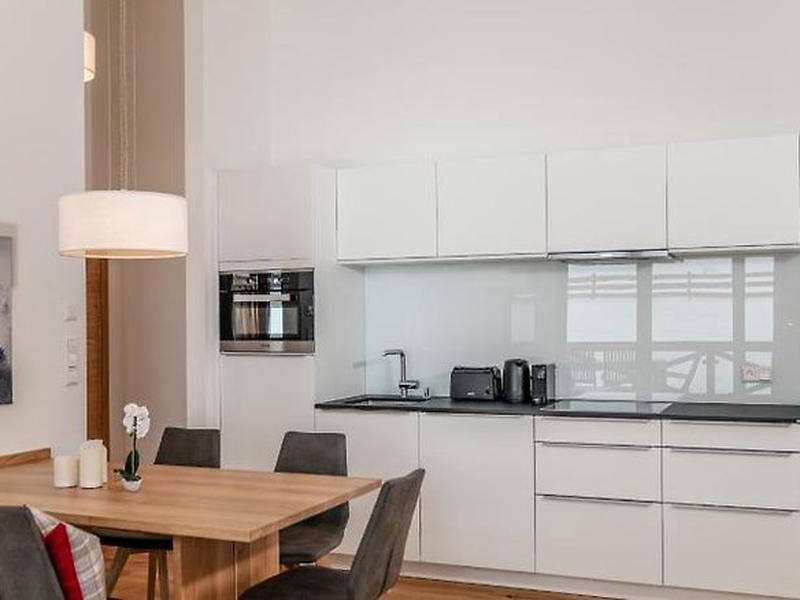 597640C92E8C90243C65EFF20FA59D83