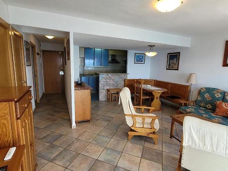 AB8D7DCEDF1BACE1D3B4A4BCA42DEB30