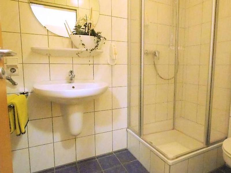 A8CAFE5BD8577341A5CB5A4BF55AC8DE