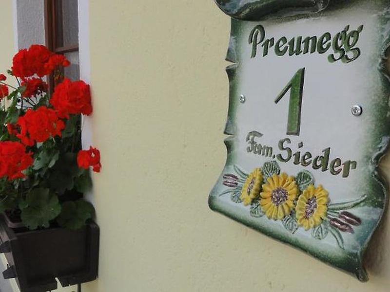 1922FD945B7B3283C3BDE44ECAB596C4