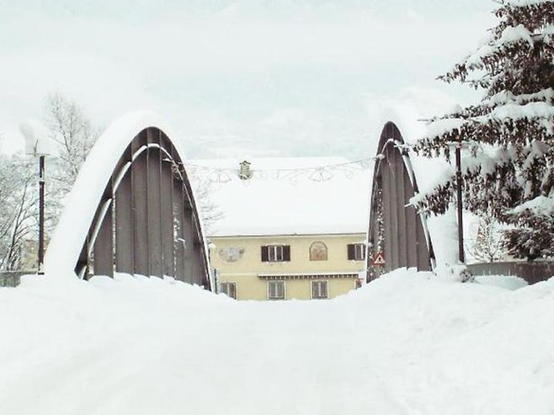 6D4BFA435497CC725FB87D3867A1BBE1