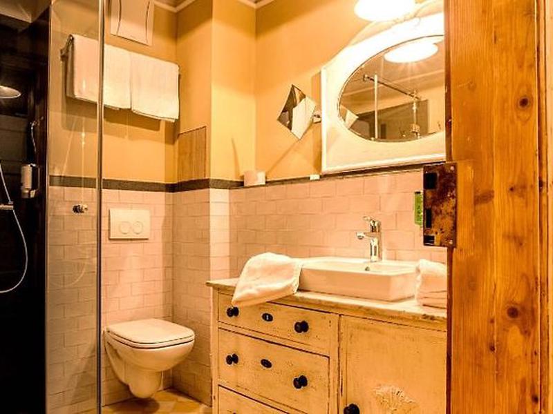 2B1BB699C657A1F94D6BE7BCA0830EF5