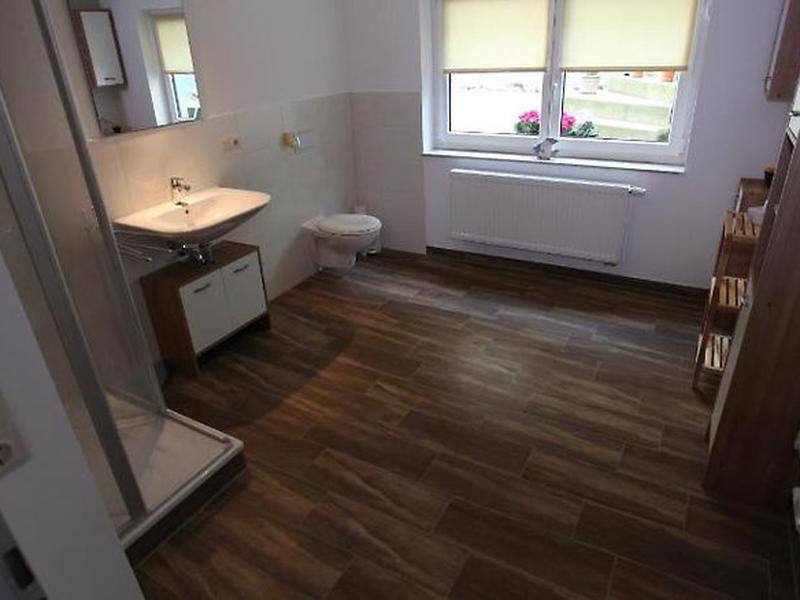 7D3A9BFA04EAC9E28E644E49C49C0ADF