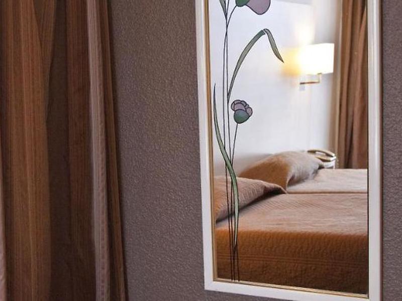 177C21565B9D29AA7B4BFAF53758052F