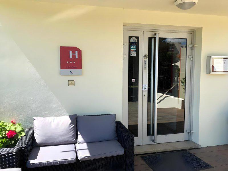 2BF886A0BAE9B42A669D102A0CD378C6