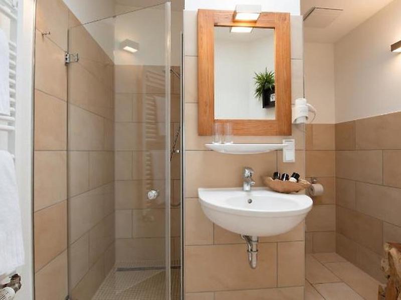 2E7BEB2B4FF4DA968B31D1F90970D399