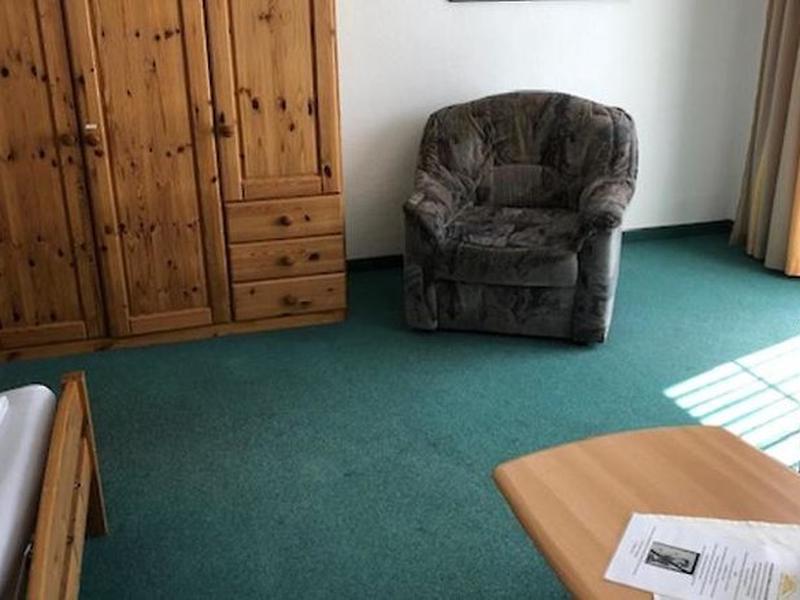 CF39E002C9E96ACC610B2551F82B3AA5