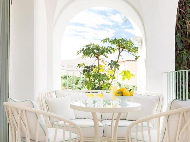 A6C69254F4AFFBEFFCF211A026053F85